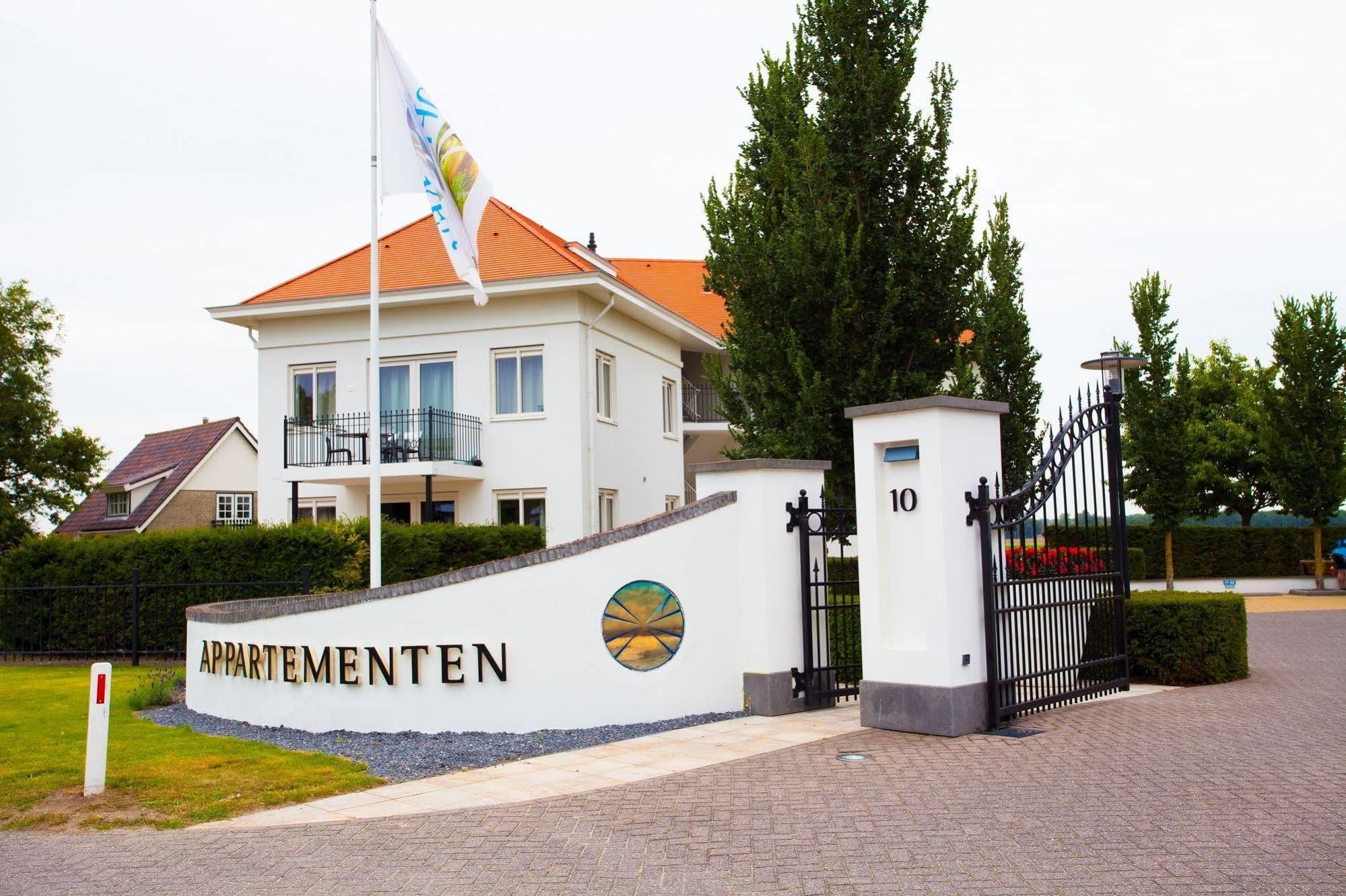 Europarcs Noordwijkse Duinen Hotel Bagian luar foto